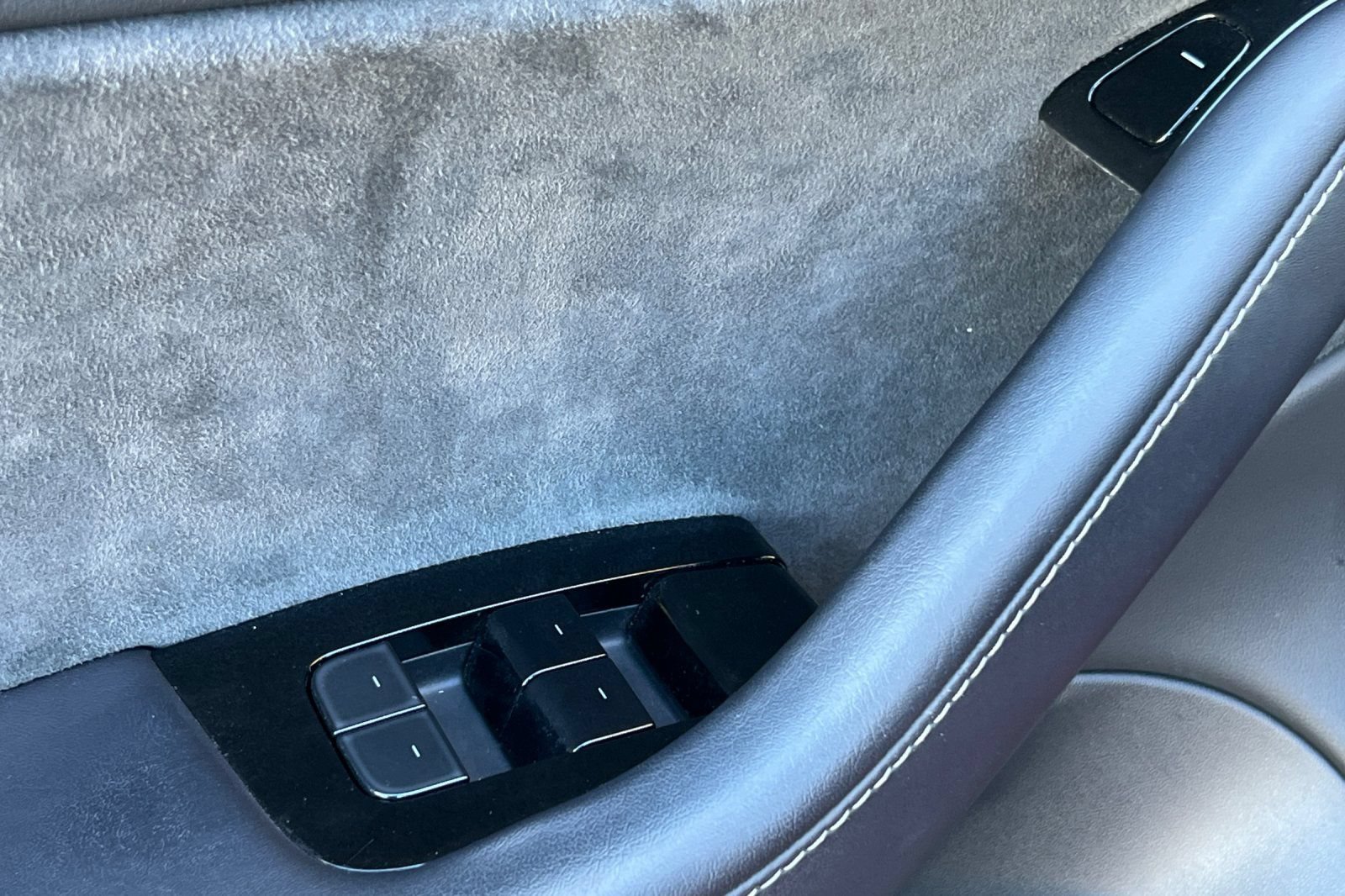 Used 2018 Tesla Model 3 Long Range RWD image 13