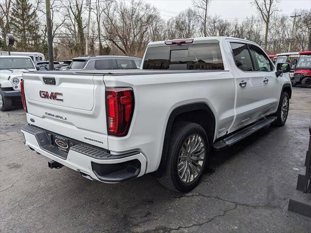 Used 2022 GMC Sierra 1500 Denali w/ Technology Package AWD/4WD image 5