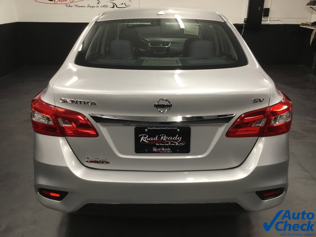 Used 2016 Nissan Sentra SV FWD image 9