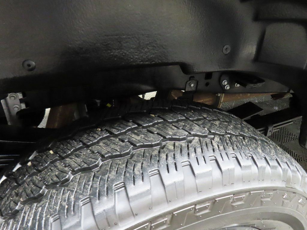 Used 2025 Ford F250 4x4 Crew Cab Super Duty image 44
