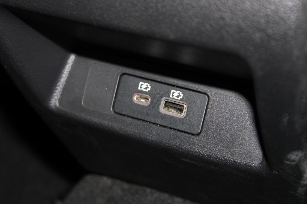 Used 2024 Nissan Altima 2.5 SV FWD image 31