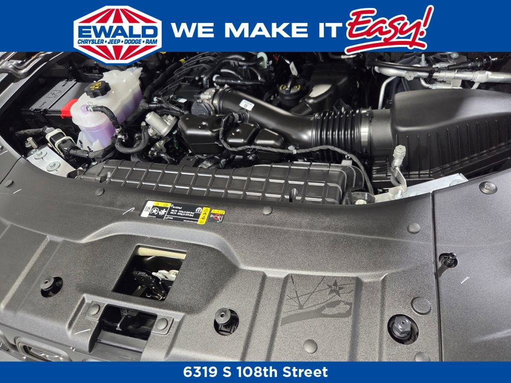 New 2025 Jeep Grand Cherokee 4WD image 24