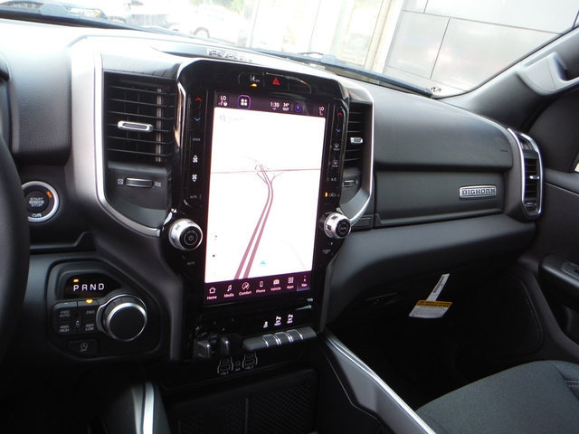New 2027 RAM 1500 4x4 Crew Cab image 5