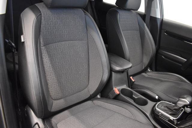 Used 2025 Kia Seltos S FWD image 6