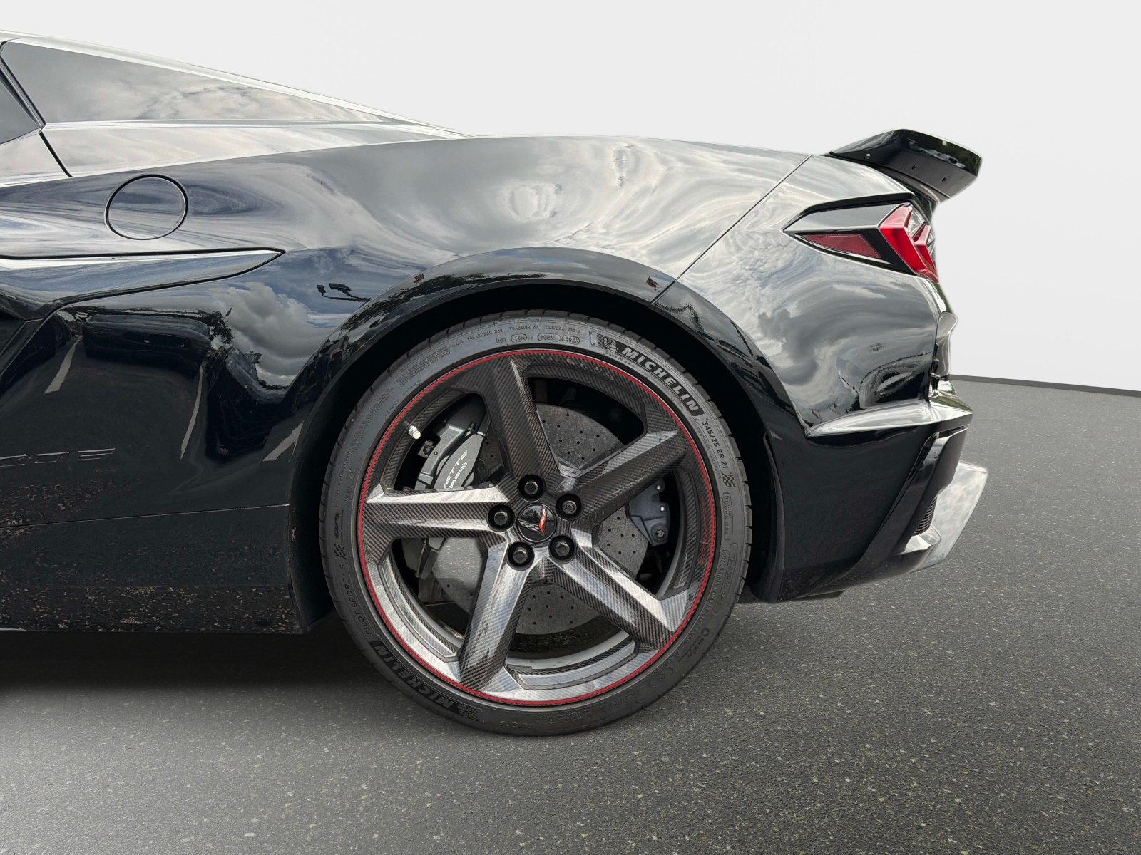 Used 2024 Chevrolet Corvette Z06 w/ Battery Protection Package RWD image 15