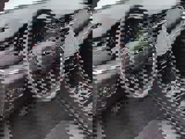 Used 2025 Jeep Grand Cherokee Altitude image 10