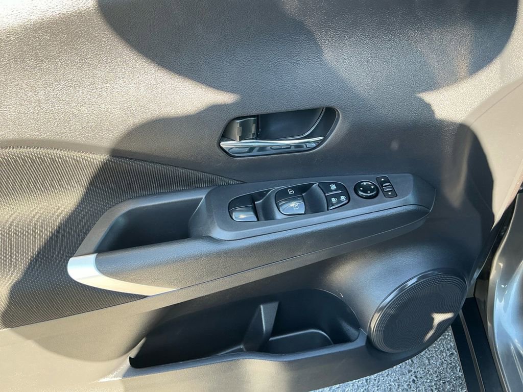 Used 2023 Nissan Kicks SV FWD image 16