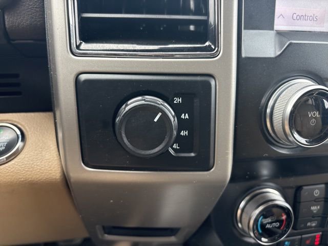 Used 2020 Ford F150 Lariat w/ Equipment Group 502A Luxury image 26