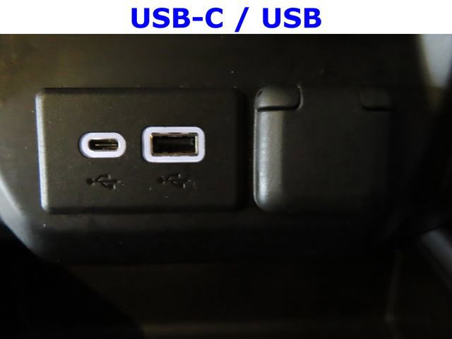 Used 2021 Chevrolet Silverado 1500 LT Trail Boss image 9