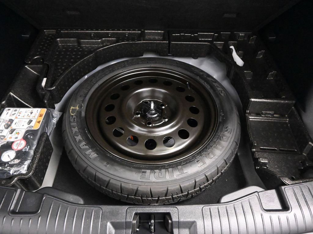 Used 2025 Ford Escape Active image 15