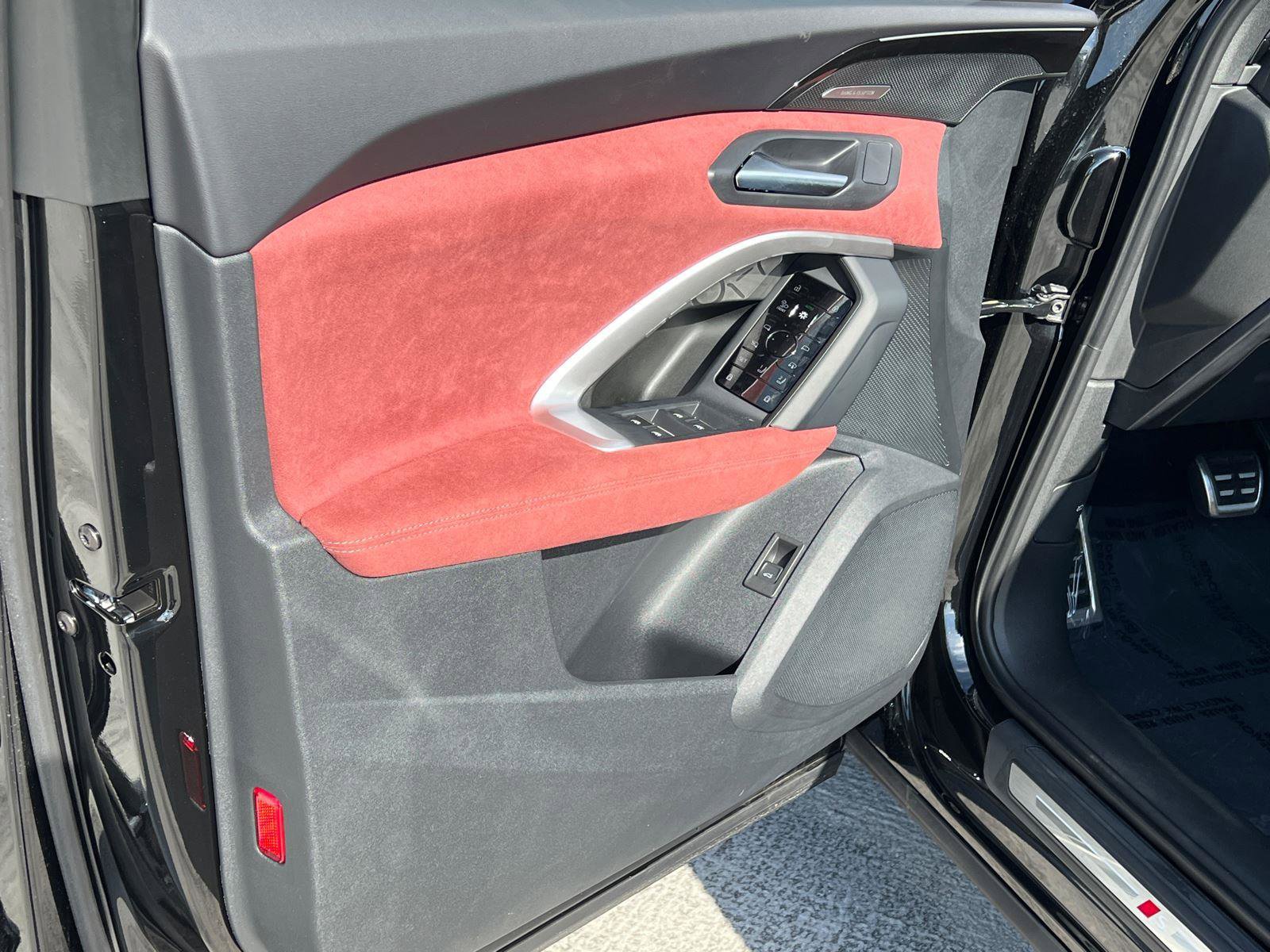 New 2025 Audi SQ5 Premium Plus image 10