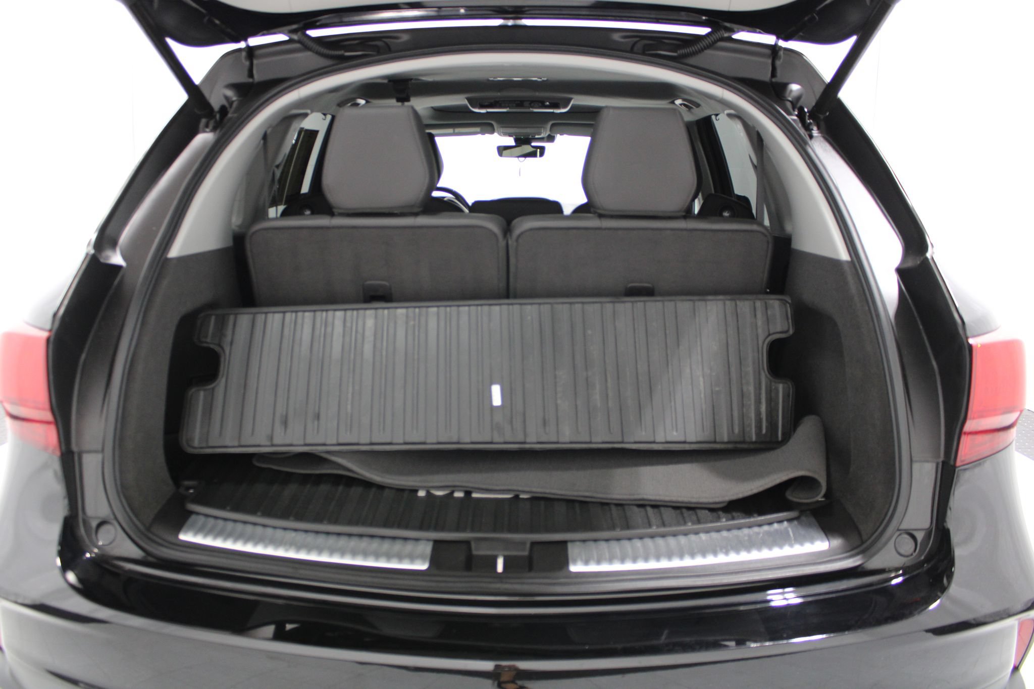 Used 2017 Acura MDX w/ Tech & Entertainment Packag FWD image 21