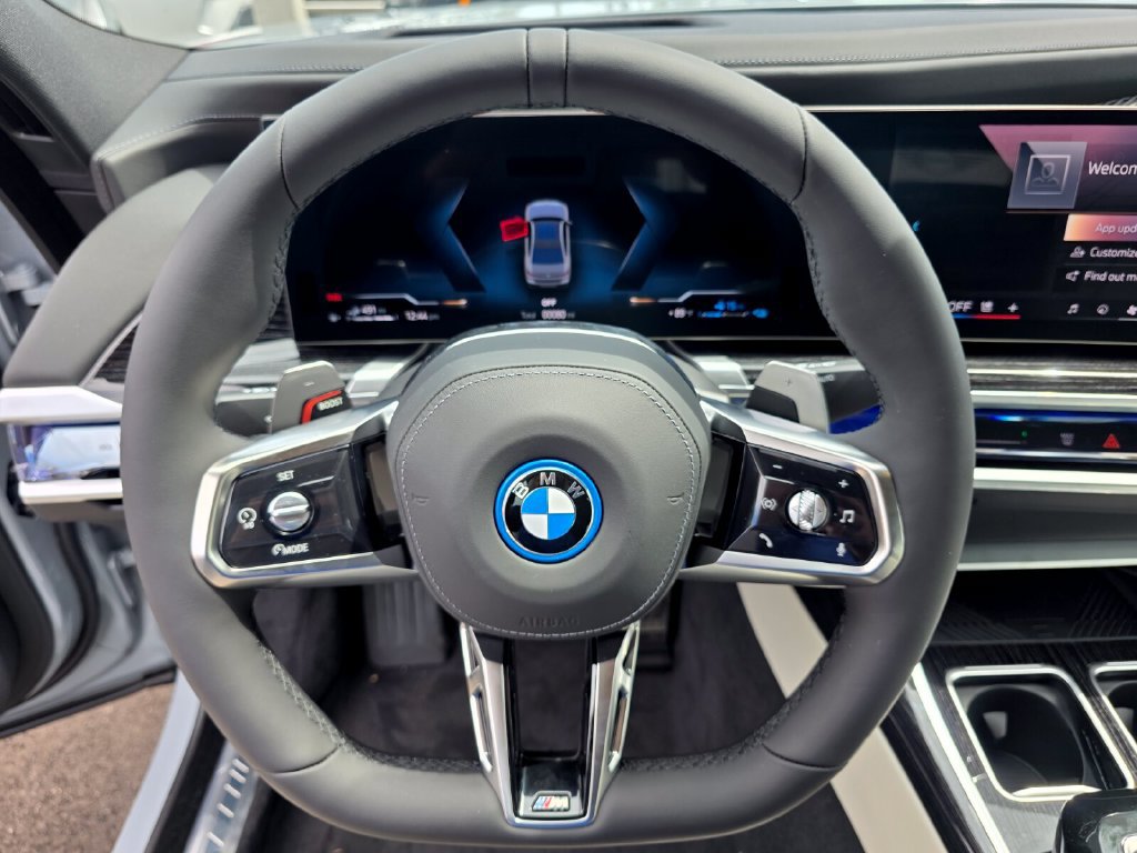 New 2026 BMW 750e xDrive w/ Executive Package AWD/4WD image 13