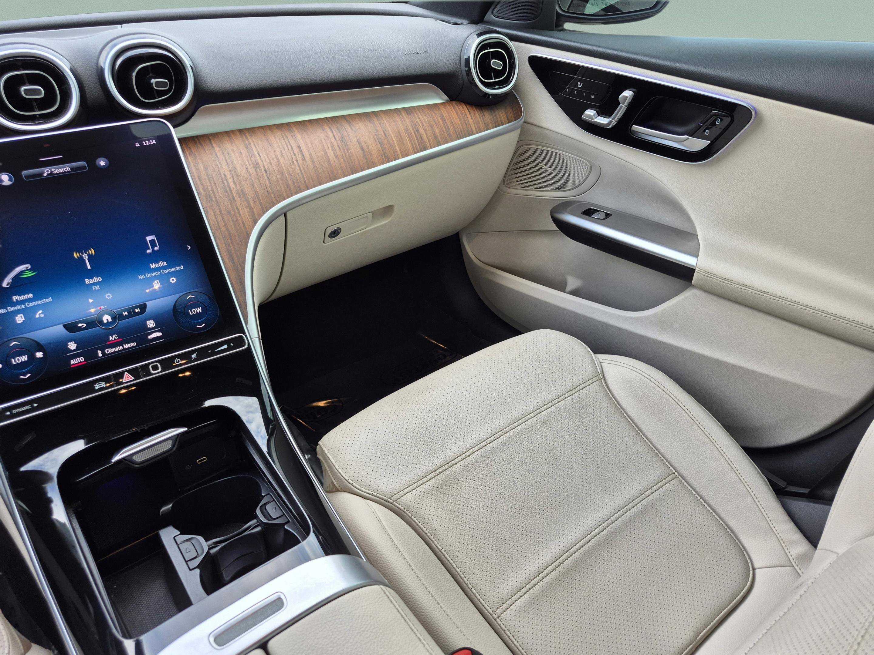 Used 2023 Mercedes-Benz C 300 4MATIC Sedan image 16