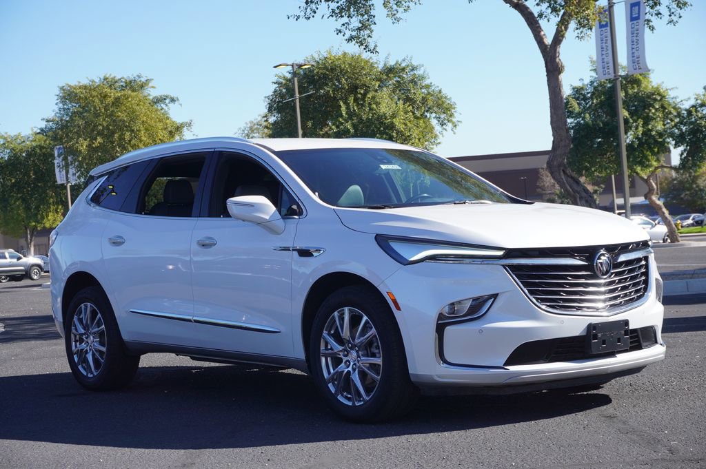 Certified 2022 Buick Enclave Premium w/ Surround and Sites Package image 4