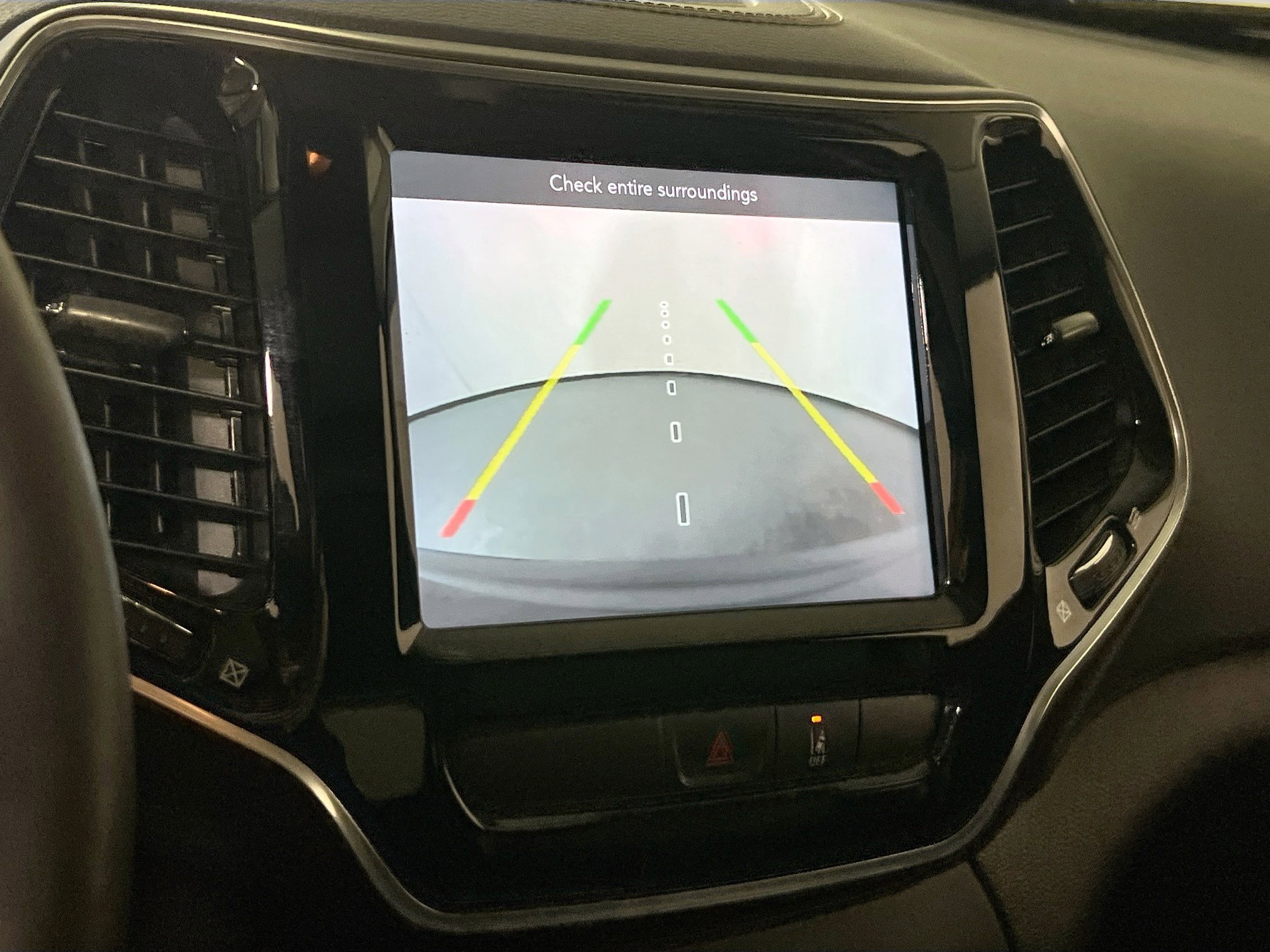 Used 2022 Jeep Cherokee Limited image 13