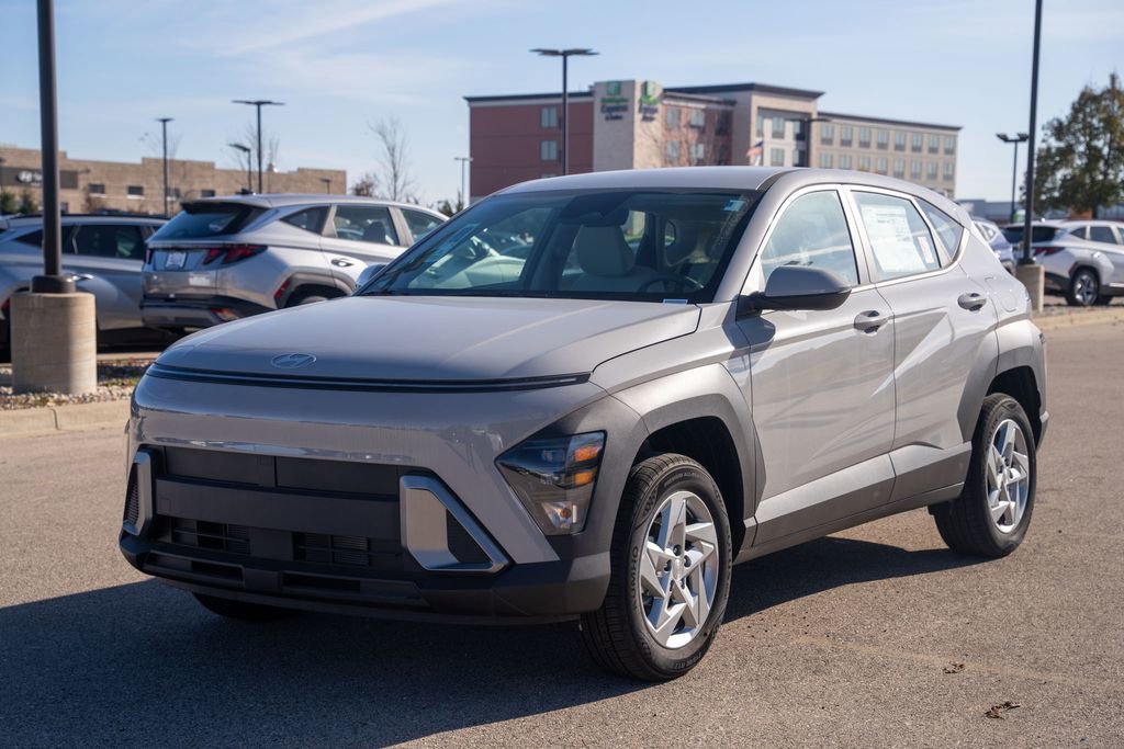 New 2026 Hyundai Kona SE image 3