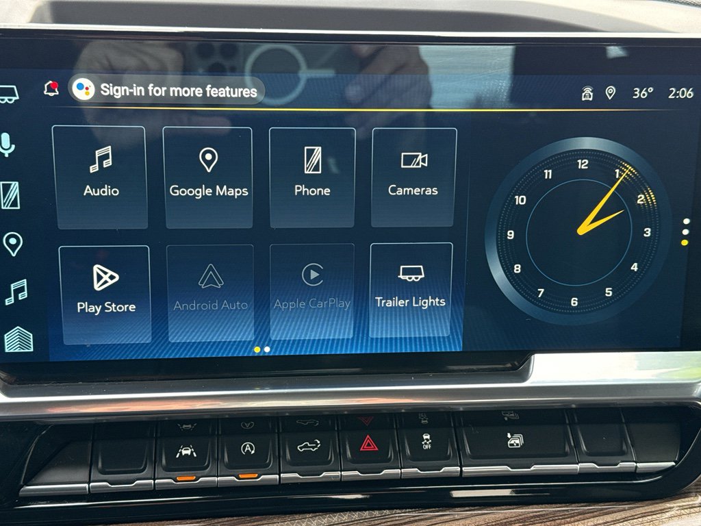 Used 2025 Chevrolet Silverado 1500 LT AWD/4WD image 32