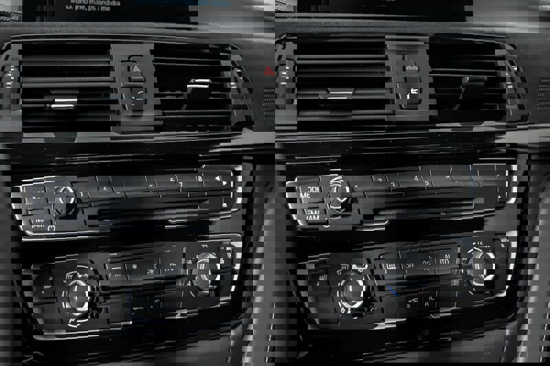 Used 2019 BMW M4 CS w/ Executive Package image 31