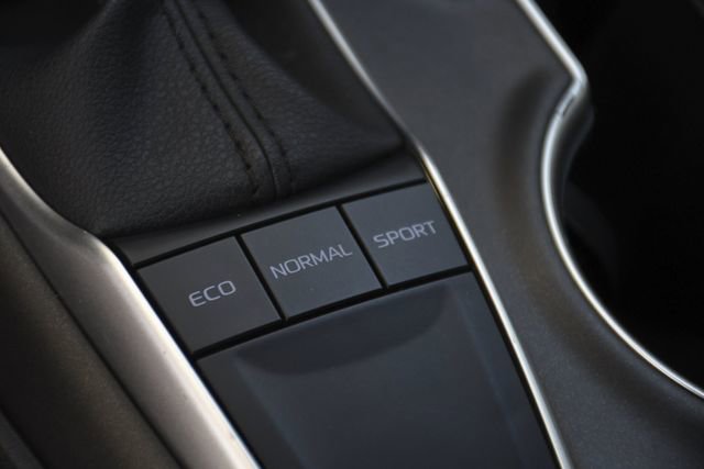 Used 2023 Toyota Camry LE FWD image 13