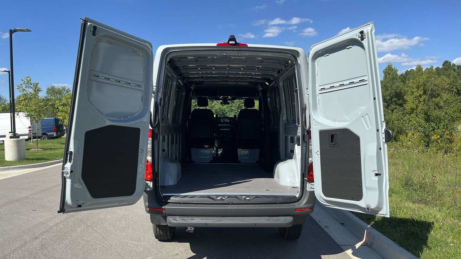 New 2026 Mercedes-Benz Sprinter 2500 image 40
