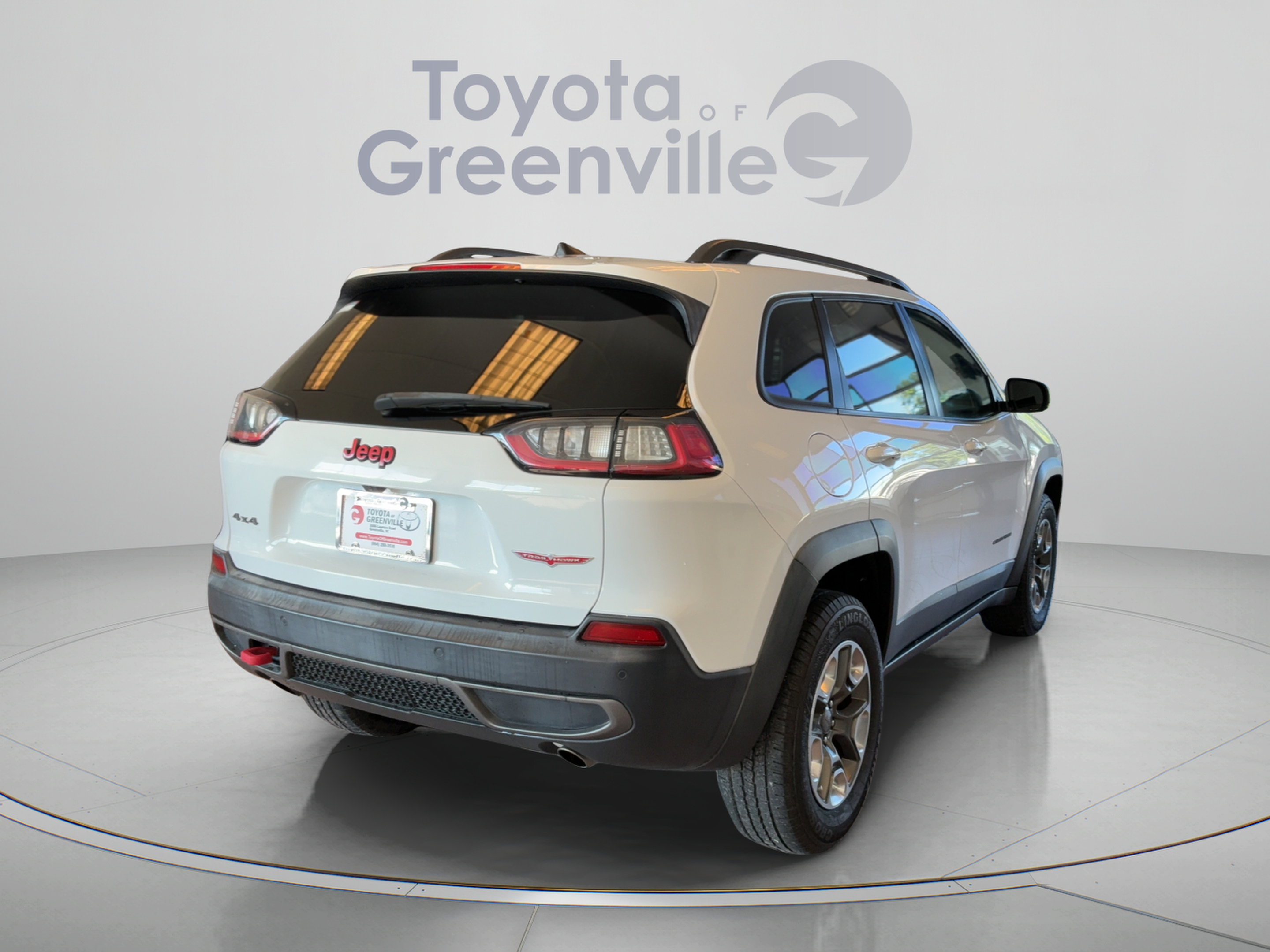 Used 2019 Jeep Cherokee Trailhawk AWD/4WD image 6