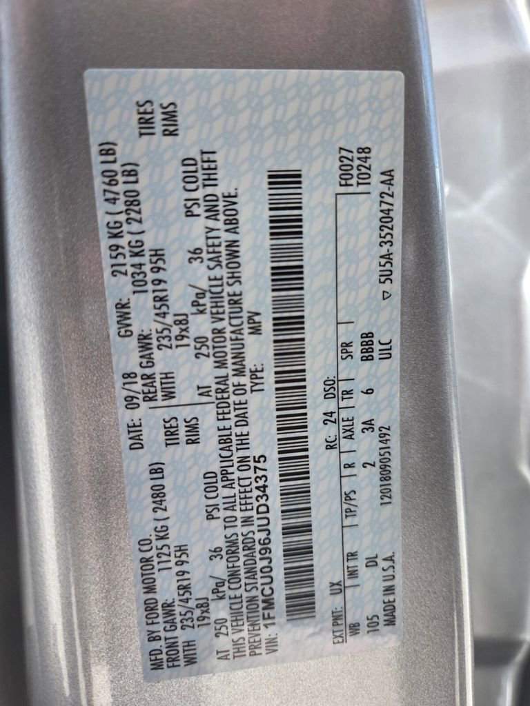 Used 2018 Ford Escape Titanium w/ Ford Safe & Smart Package image 20