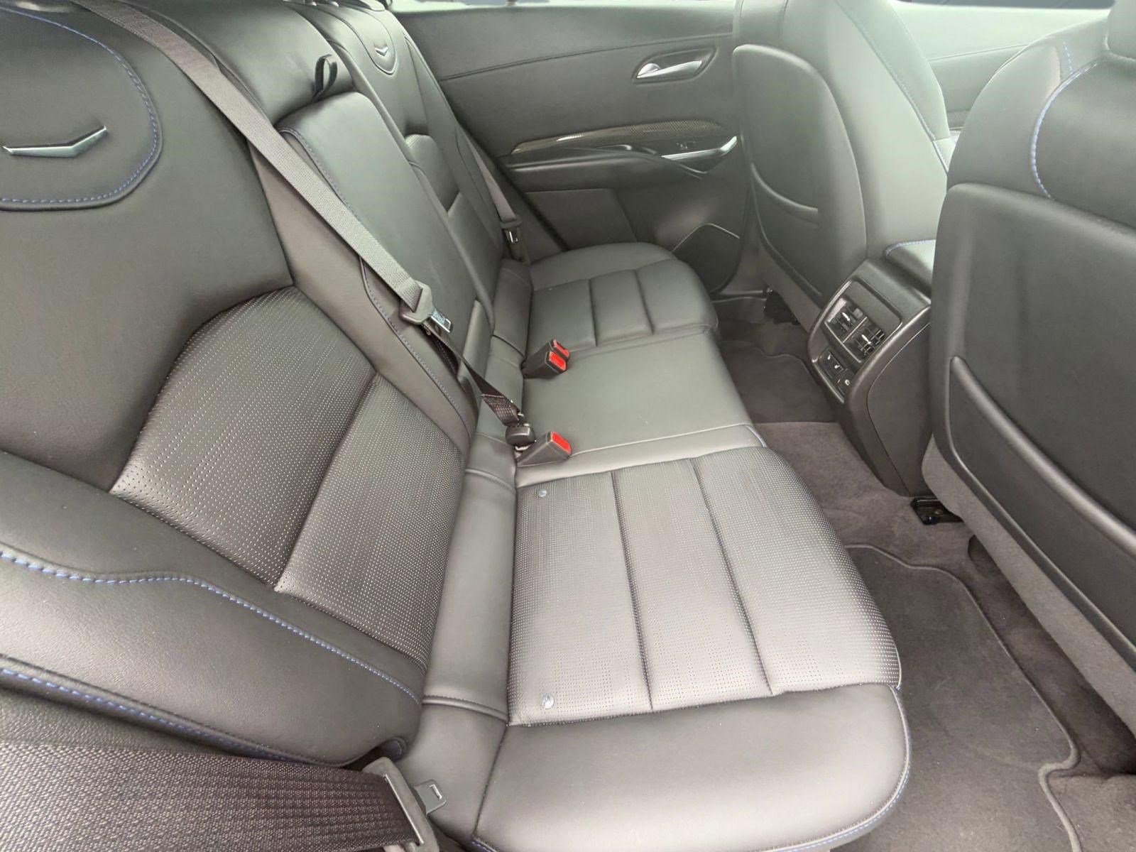 Used 2024 Cadillac XT4 Sport image 32