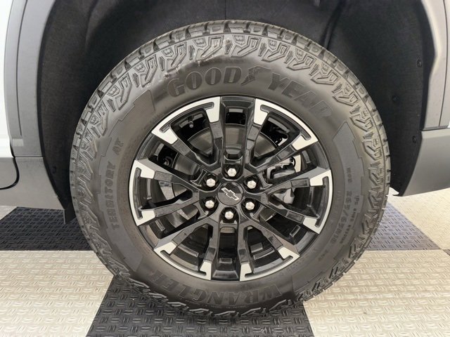 New 2026 Chevrolet Traverse Z71 w/ Driver Confidence Package image 11