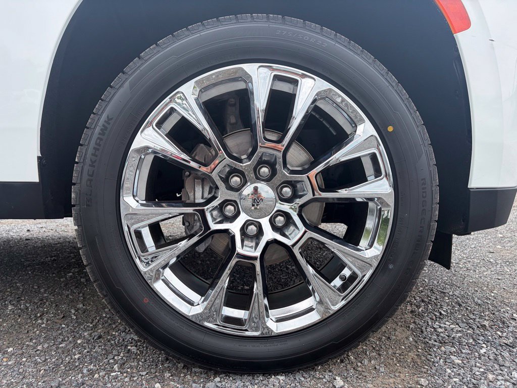 Used 2023 GMC Yukon XL Denali AWD/4WD image 26