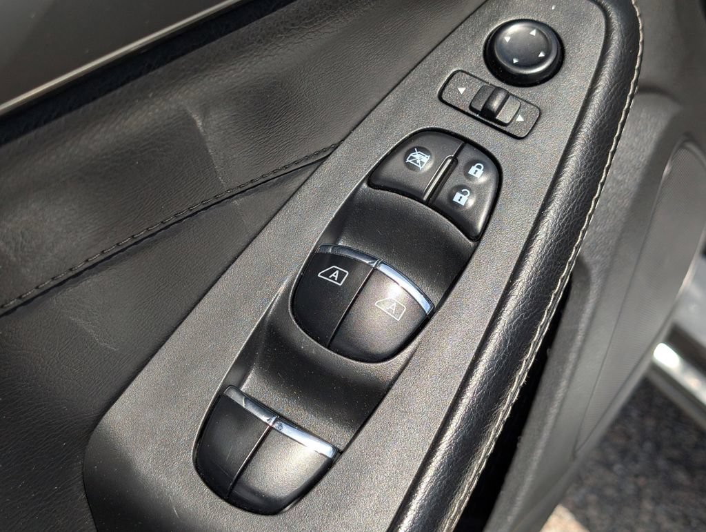 Certified 2022 Nissan Maxima SV w/ Floor Mat Group FWD image 15