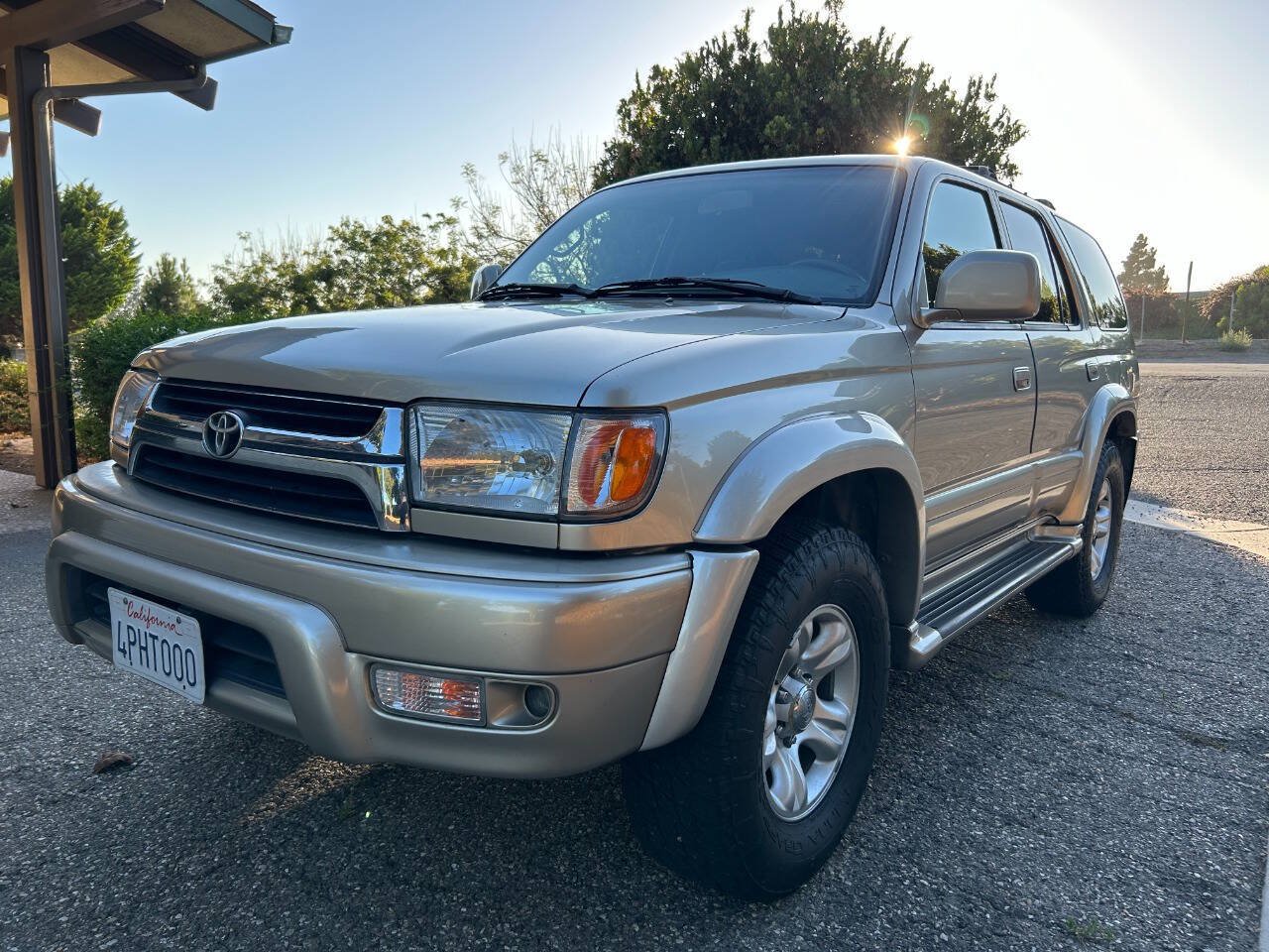 Used 2001 Toyota 4Runner Limited RWD image 1