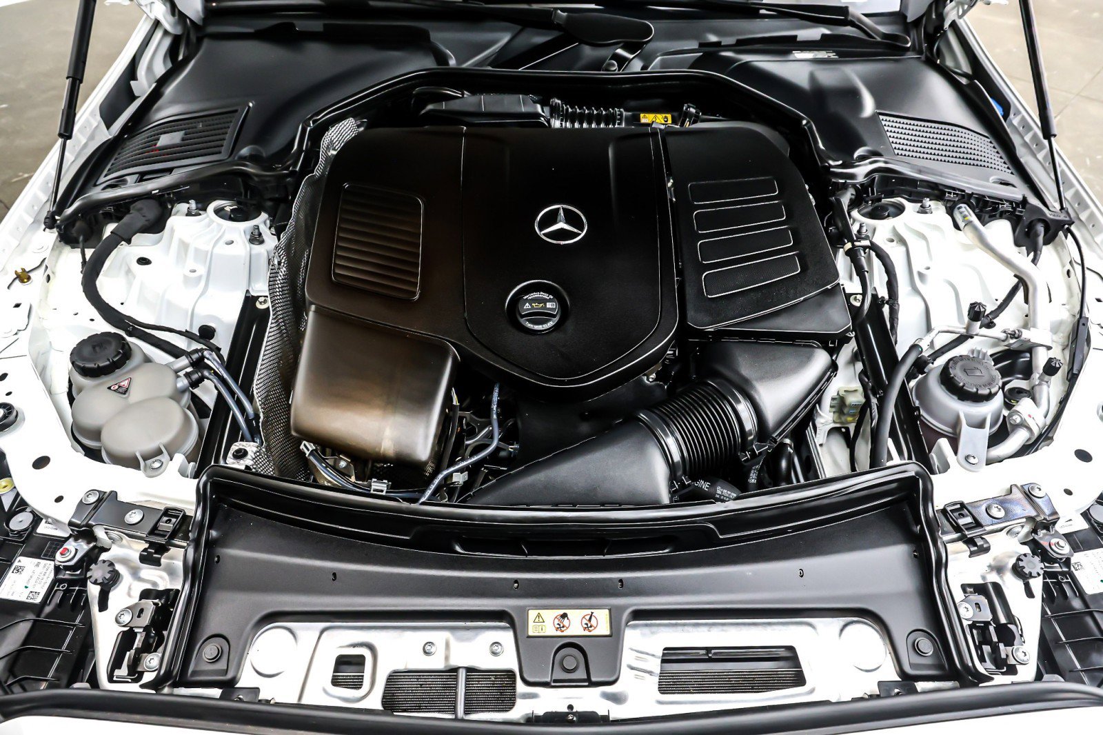 Used 2023 Mercedes-Benz C 300 C 300 Sedan image 11