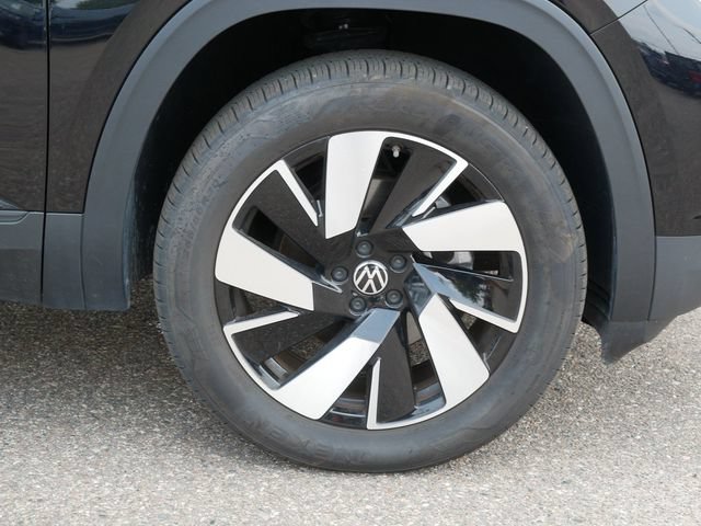 Certified 2026 Volkswagen Atlas Cross Sport SE AWD/4WD image 9