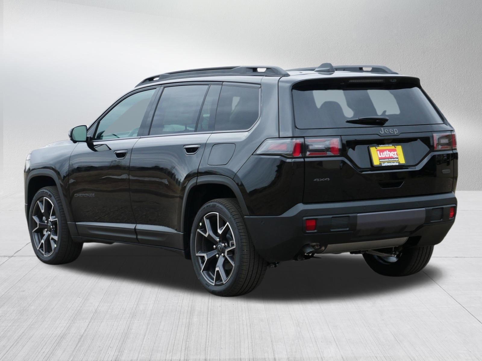 New 2026 Jeep Cherokee Overland image 3