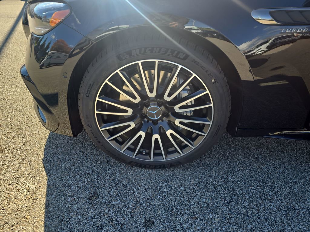 New 2026 Mercedes-Benz E 53 AMG e 4MATIC Sedan image 27