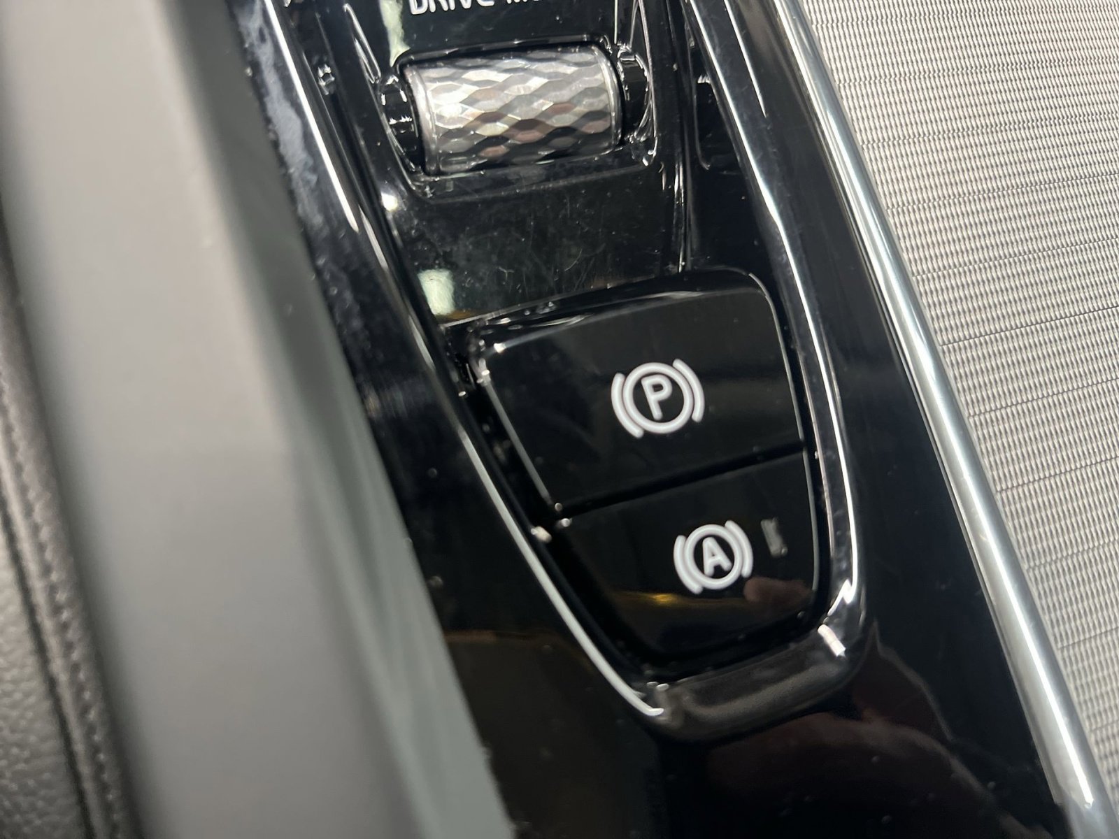 Used 2019 Volvo XC60 T5 Inscription AWD/4WD image 31