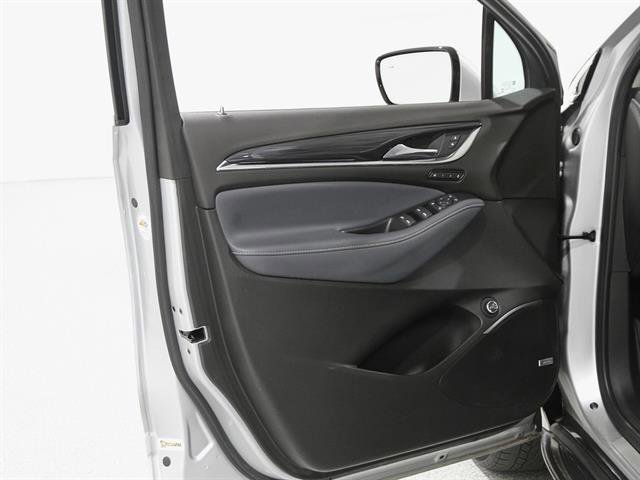 Used 2021 Buick Enclave Premium w/ Sun and Sites Package image 4