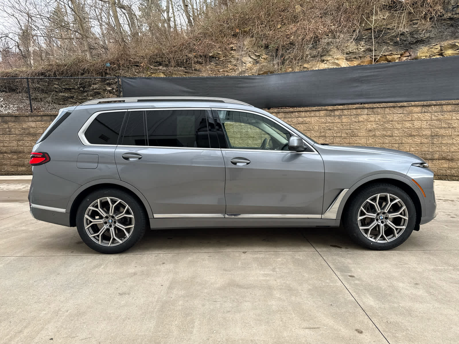 Certified 2023 BMW X7 xDrive40i w/ Premium Package AWD/4WD image 7
