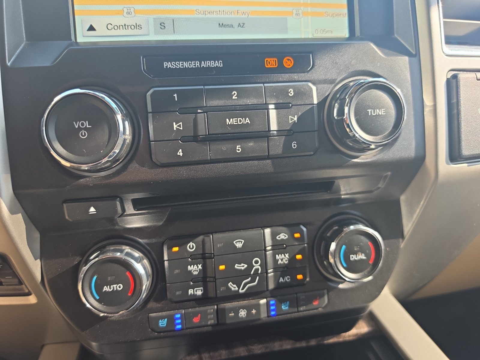 Used 2017 Ford F350 Lariat w/ Chrome Package AWD/4WD image 19