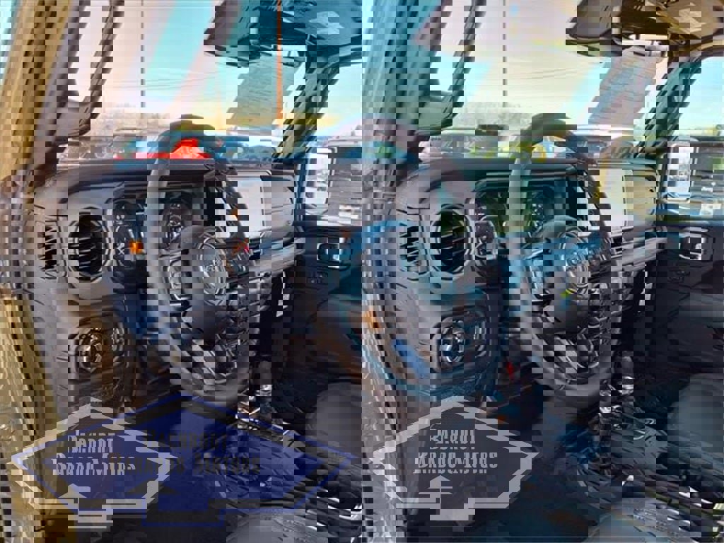 New 2026 Jeep Gladiator Mojave w/ Safety Group image 13