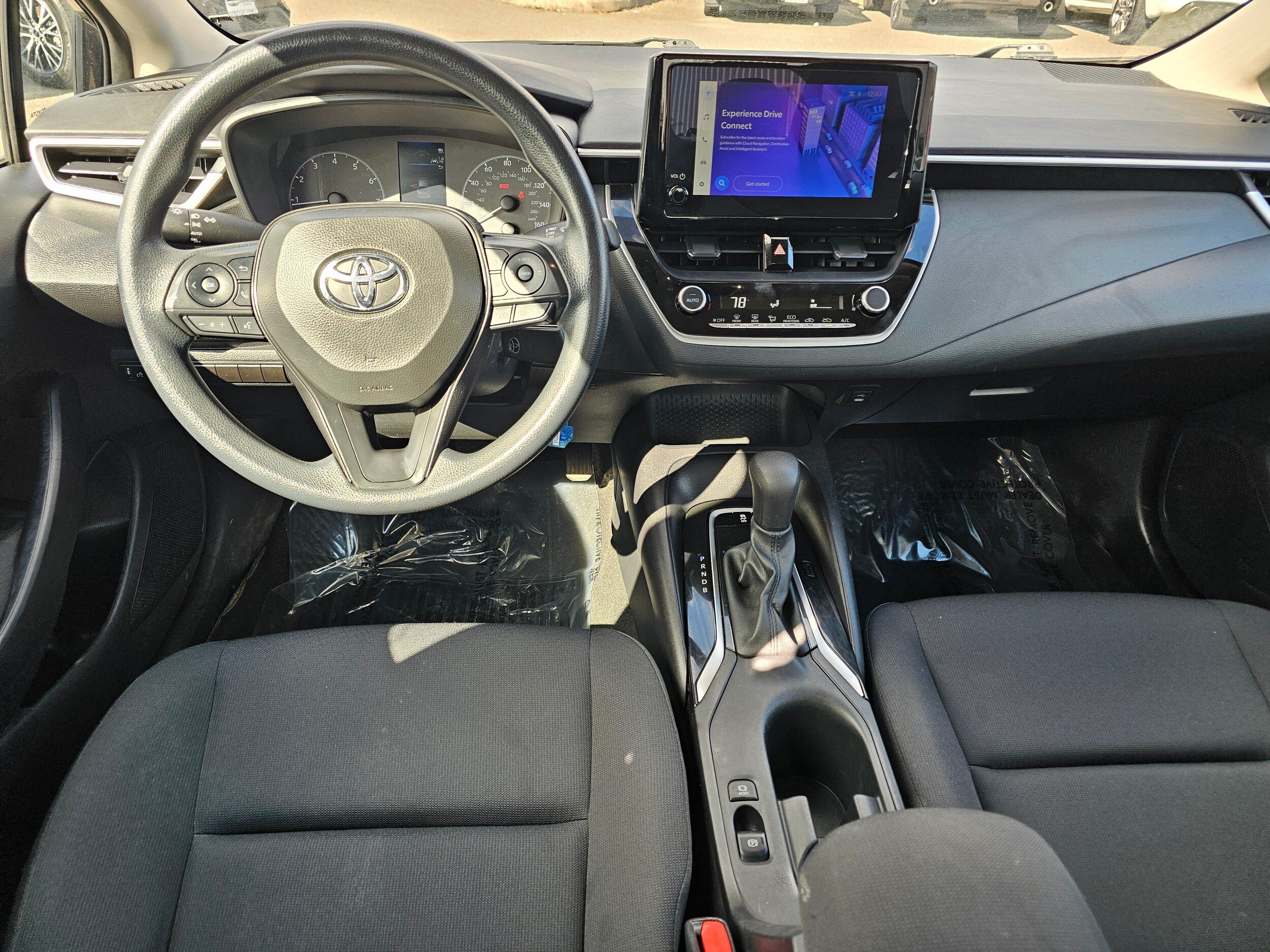 Used 2025 Toyota Corolla LE FWD image 19