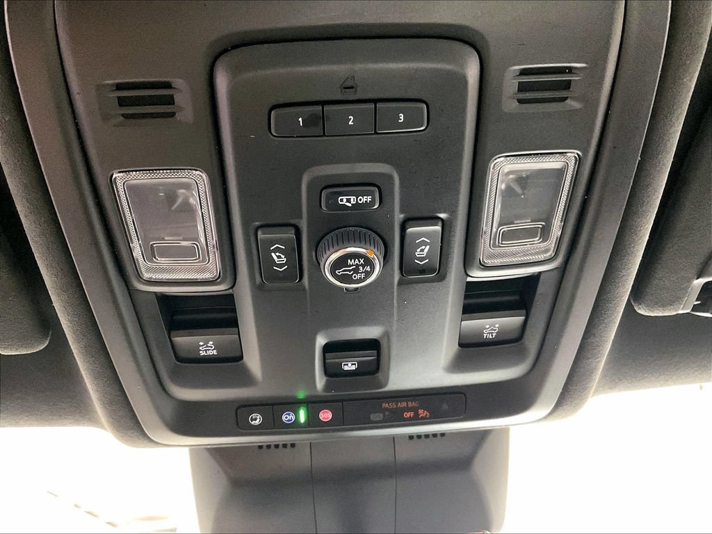Used 2024 Cadillac Escalade Sport Platinum w/ Heavy-Duty Trailer Package AWD/4WD image 27