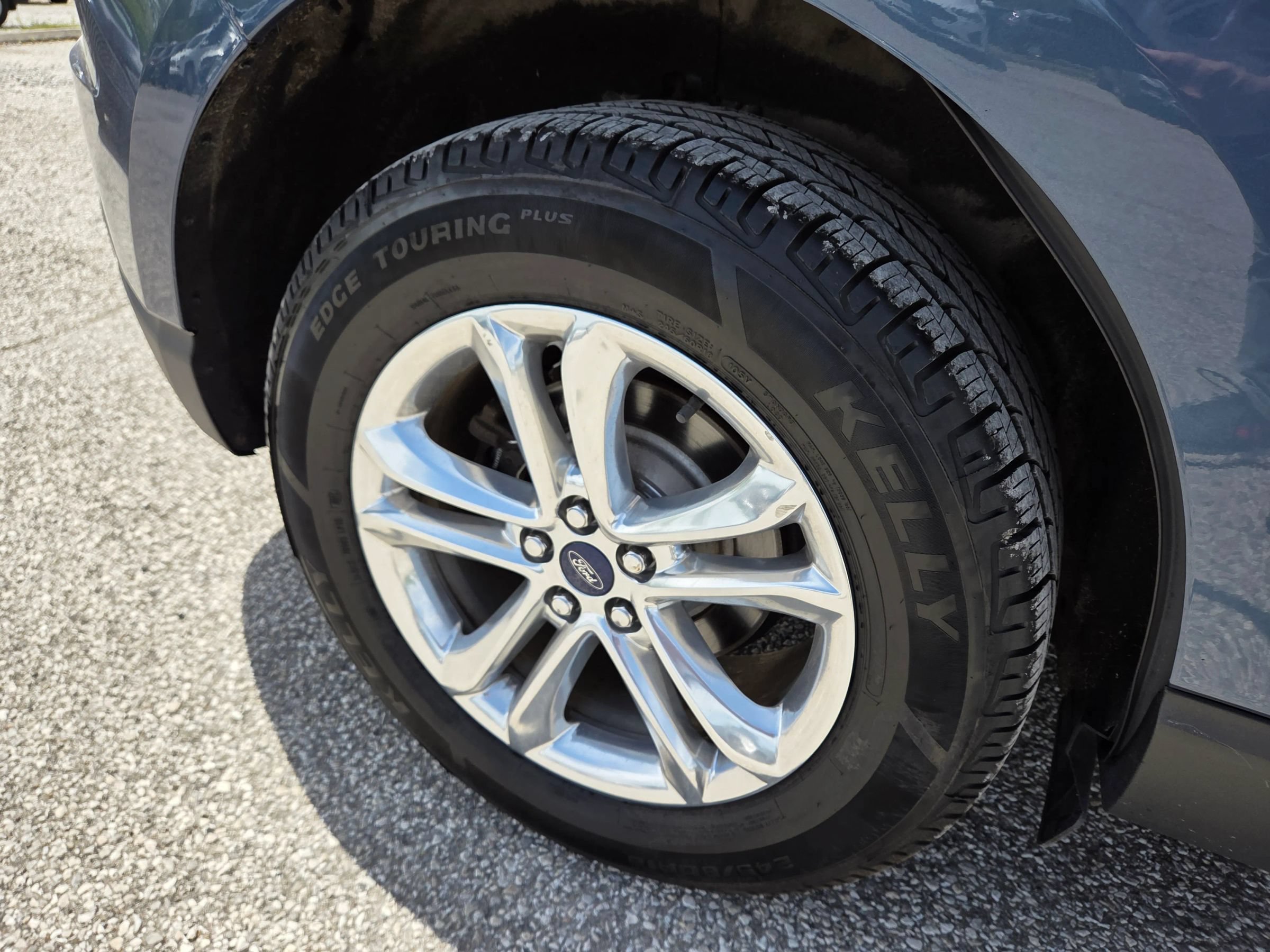 Used 2018 Ford Edge SEL w/ Equipment Group 201A AWD/4WD image 10