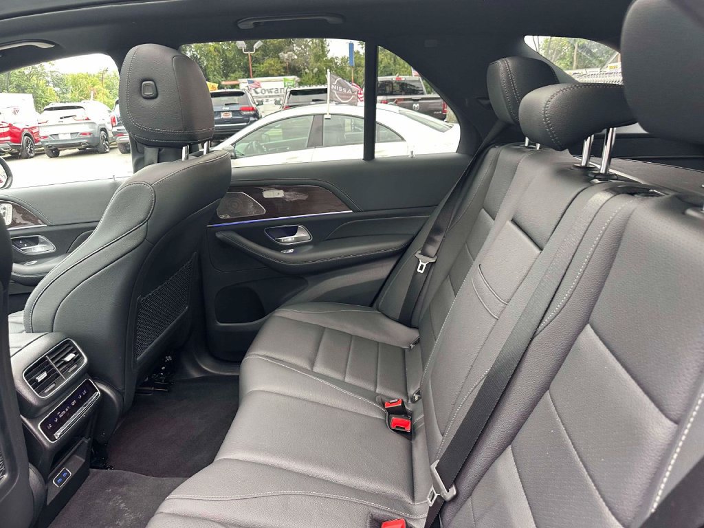 Used 2024 Mercedes-Benz GLE 450e 4MATIC image 10