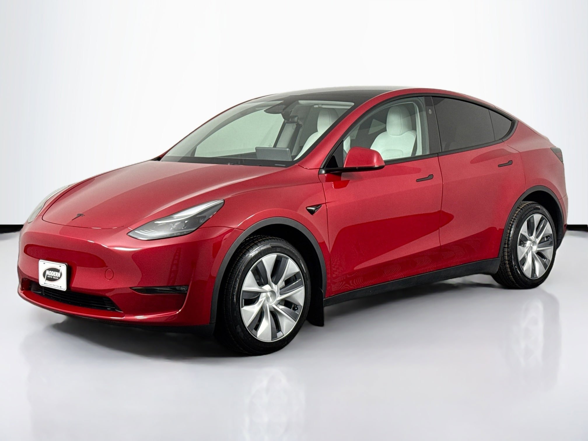 Used 2023 Tesla Model Y Long Range AWD/4WD image 6