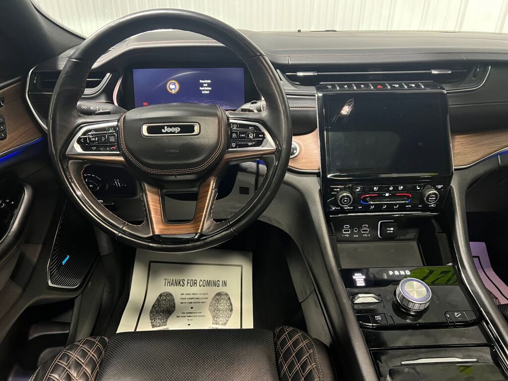 Used 2021 Jeep Grand Cherokee L Summit w/ Advanced Protech Group IV image 4