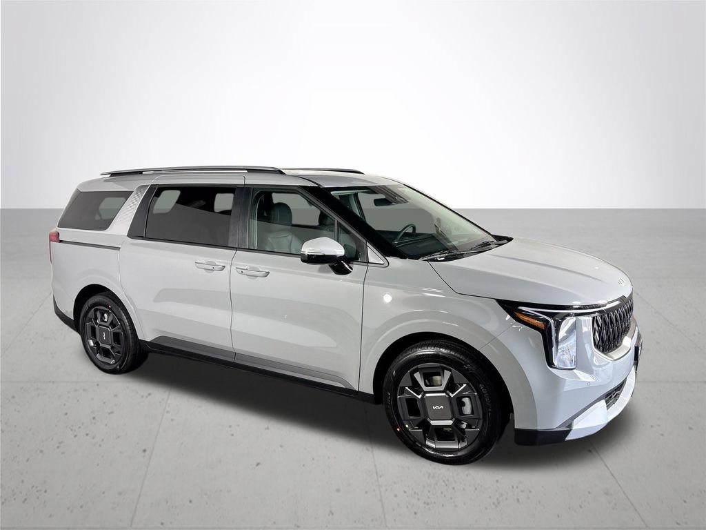 New 2026 Kia Carnival EX FWD image 4