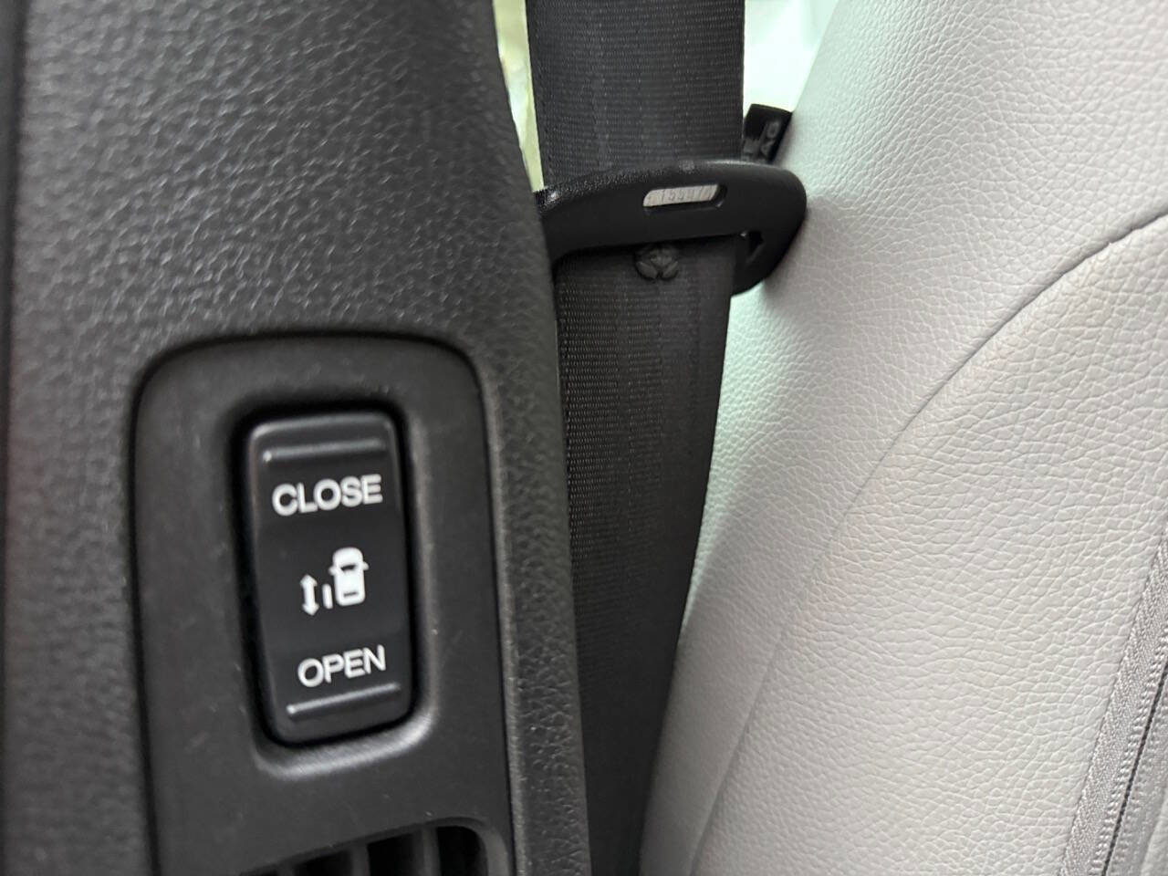 Used 2018 Honda Odyssey EX-L image 34