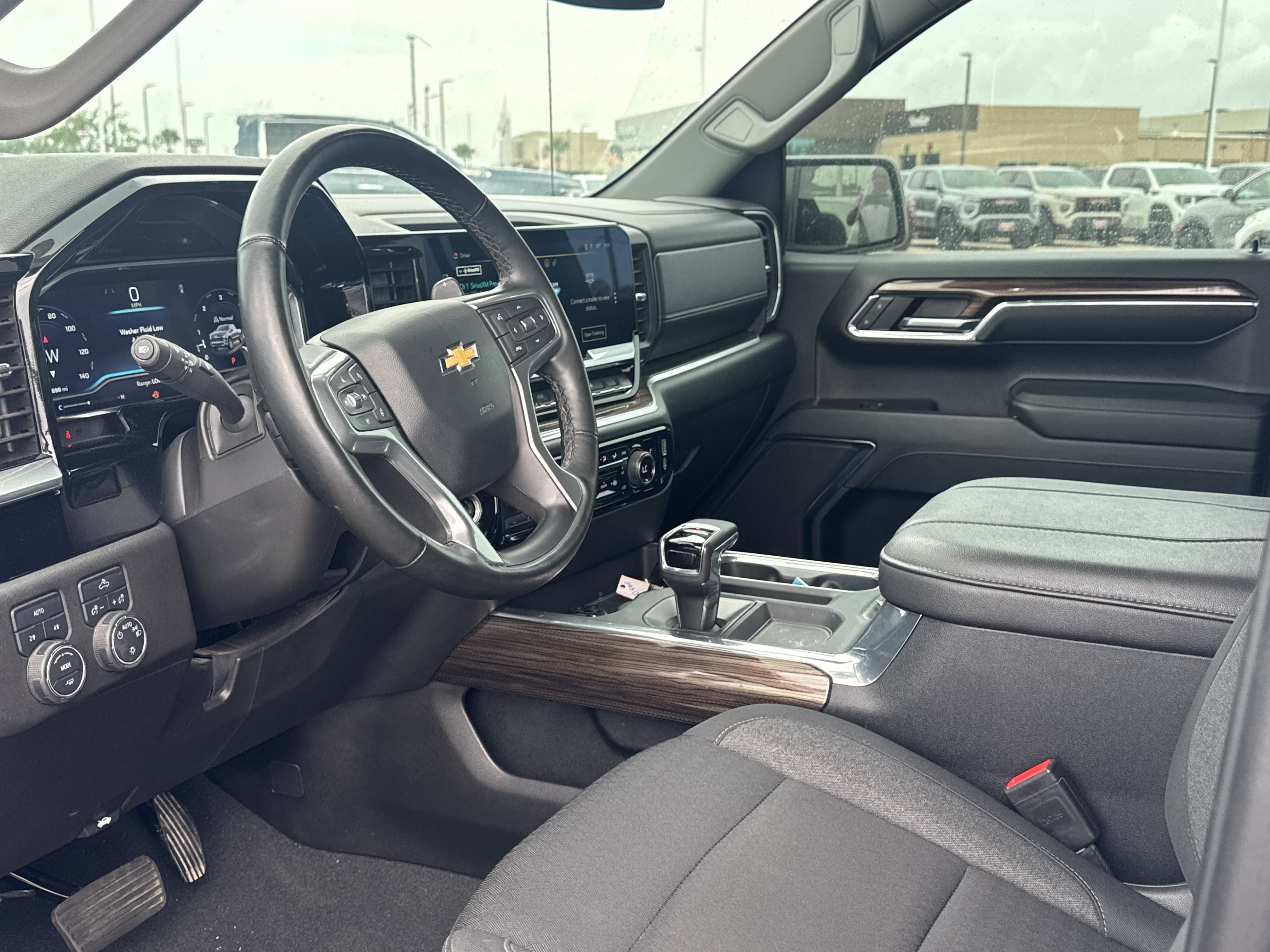 Used 2024 Chevrolet Silverado 1500 LT w/ Texas Edition Plus AWD/4WD image 5